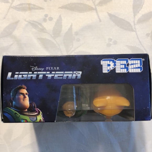 New in Box Disney Pixar Lightyear PEZ Dispenser - Picture 3 of 4